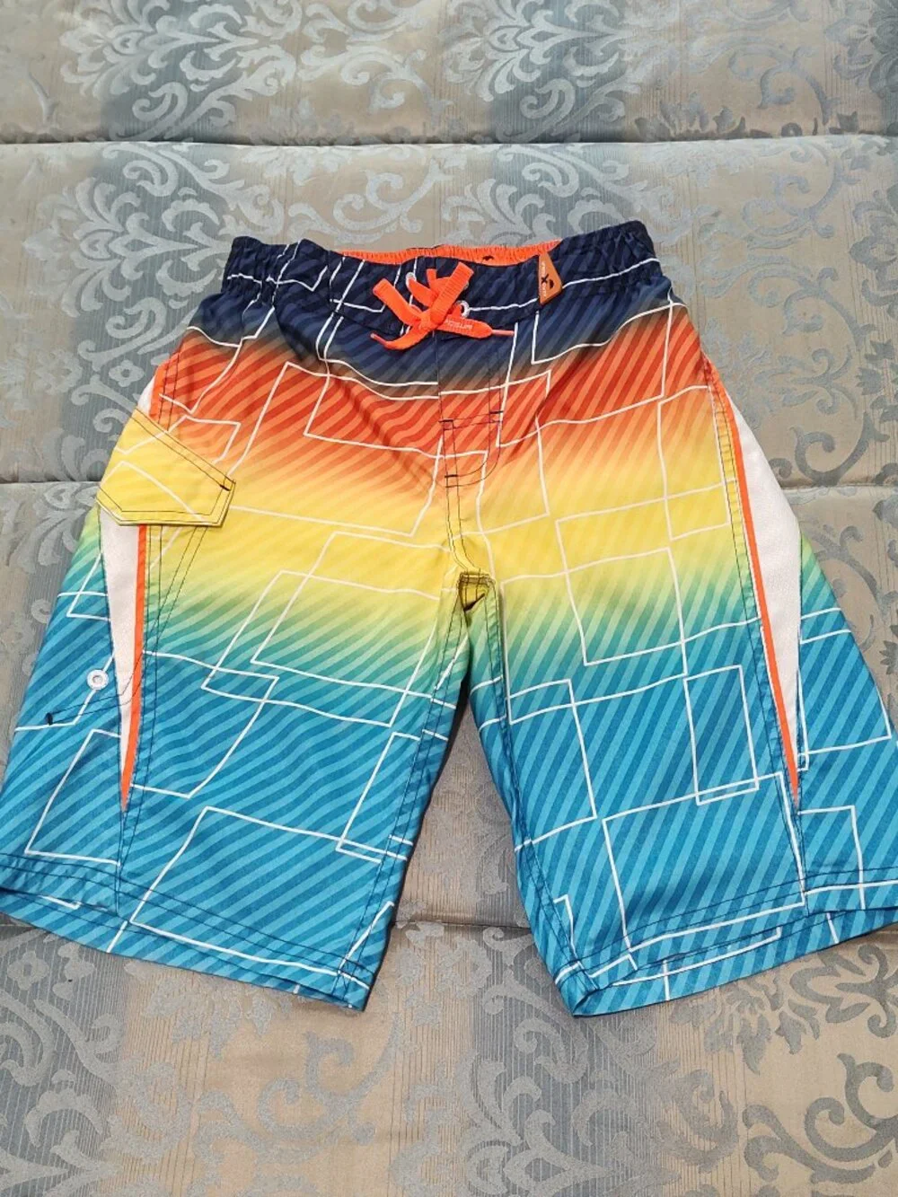 ZeroXposur boy's swim trunks, VG used condition, size 8